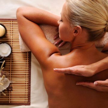 Dạy Massage Thụy Điển: Kỹ Thuật Nhào Nặn Trong Massage Thụy Điển